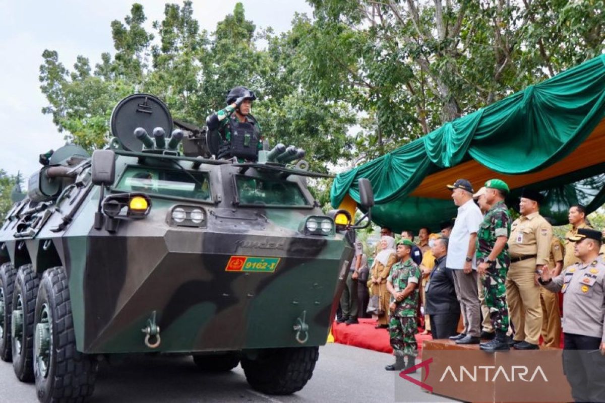 Peringatan Hari Jadi Kampar ke-73 dimeriahkan karnaval alutsista