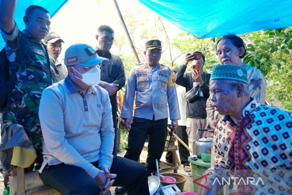 Gubernur Bengkulu pastikan logistik korban banjir terpenuhi