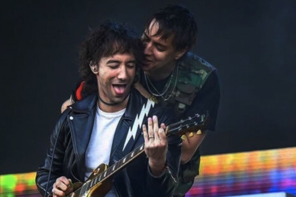 Gitaris The Strokes jamin bandnya tak akan bubar