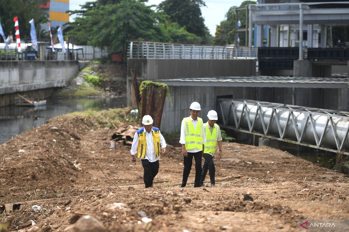 Jakarta kemarin, sodetan Ciliwung hingga hasil tes calon Sekda DKI