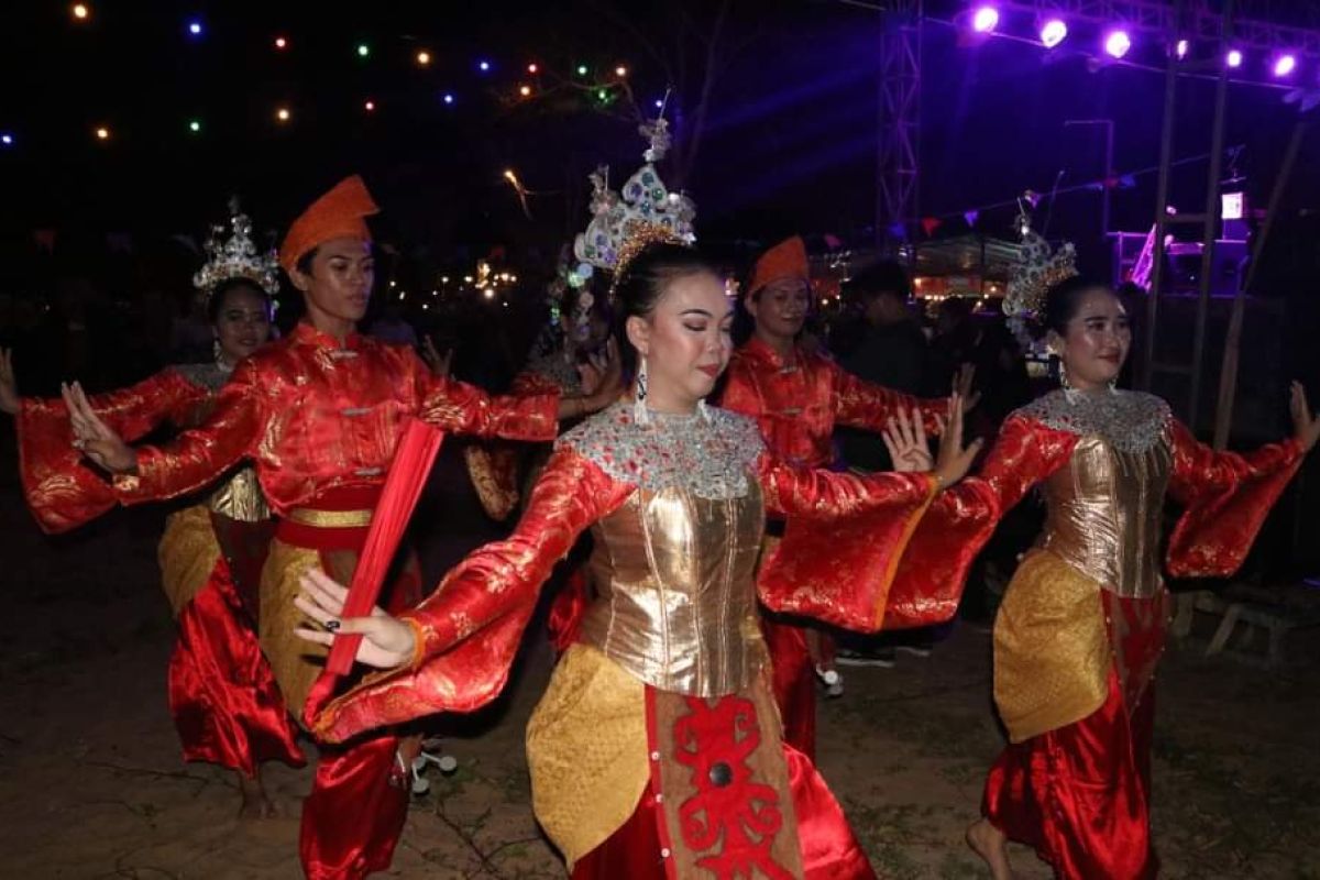 Pemkab Bengkayang hadirkan festival di Pantai Samudera Indah