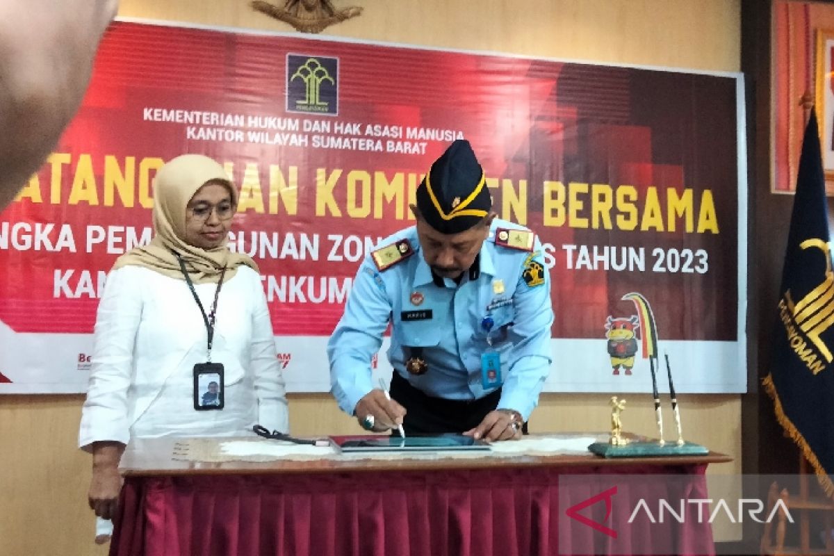 Kemenkumham Sumbar tandatangani komitmen bangun zona integritas