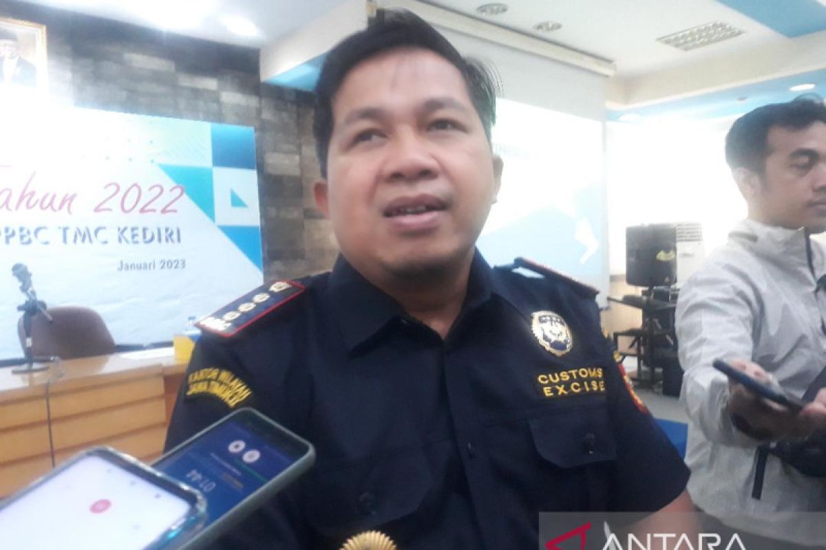 Bea Cukai  Kediri realisasikan penerimaan negara Rp36,7 triliun