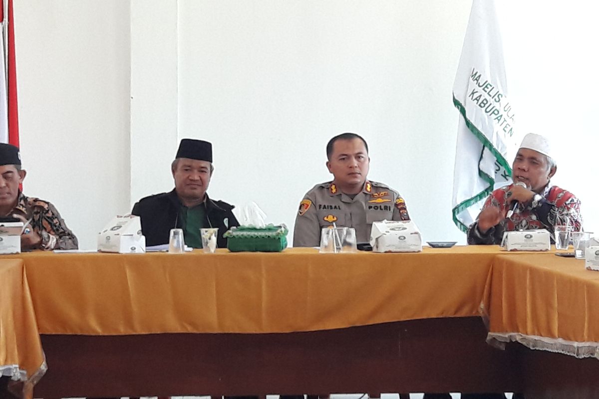 Kapolres Langkat AKBP Faisal Simatupang silaturahmi ke MUI dan FKUB
