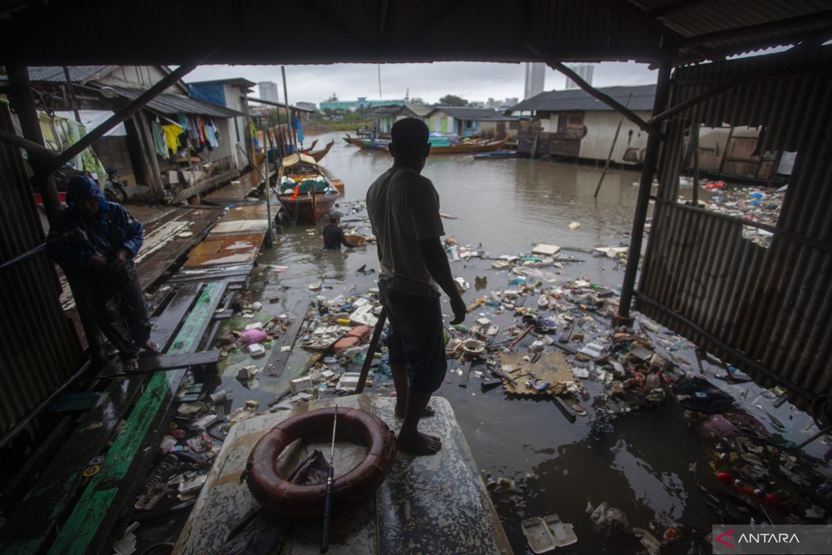 Indonesia, Germany launch pilot project to tackle marine litter