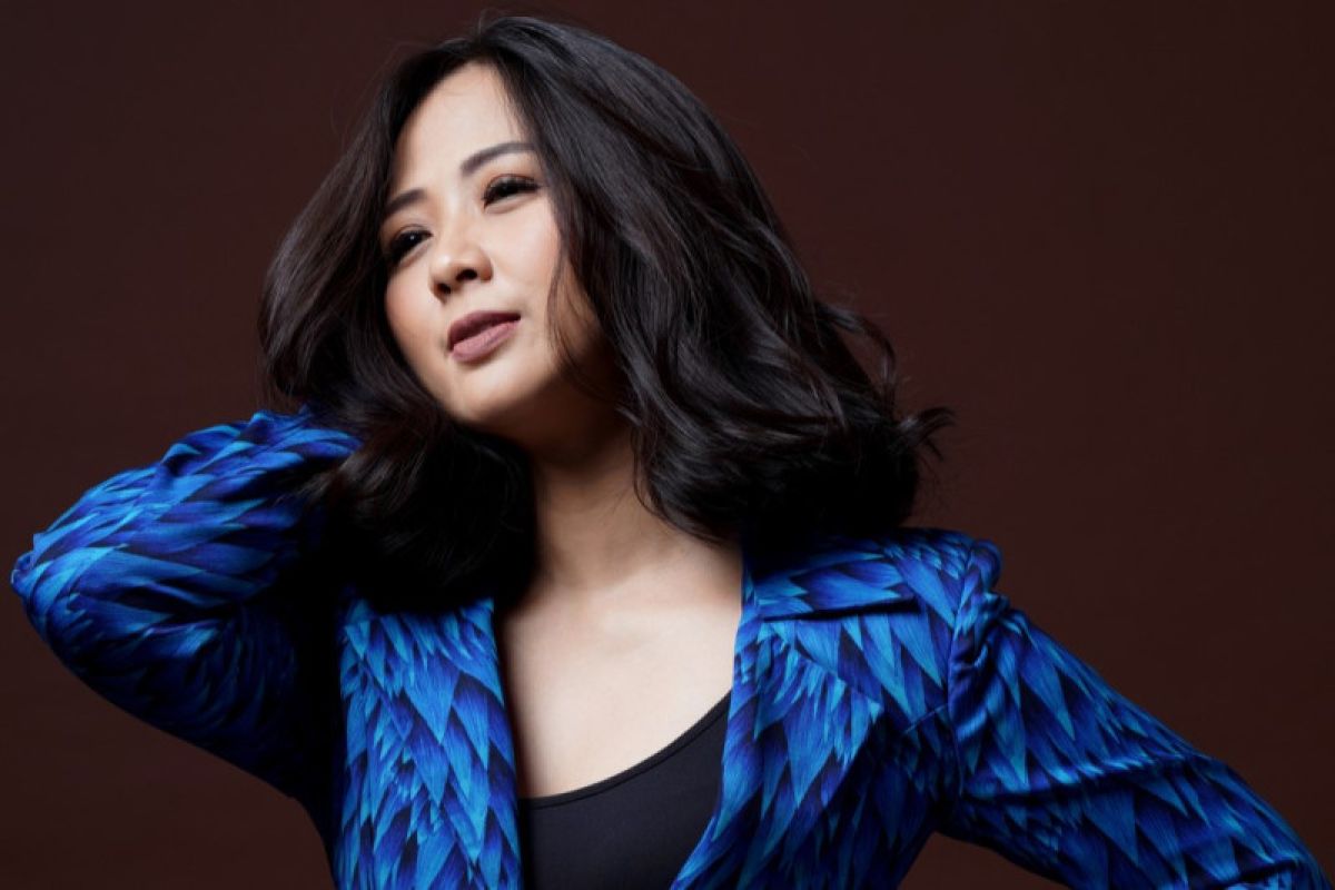 Rayakan 20 tahun berkarya, Astrid siap luncurkan single baru "Jadikan Aku Ratu"