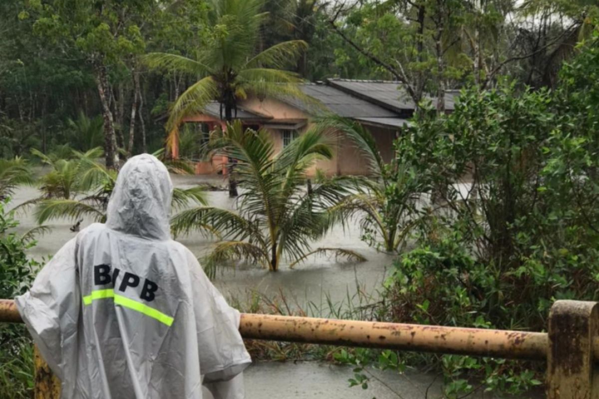 Banjir rob merendam wilayah tiga desa dan satu kelurahan di Bintan Riau
