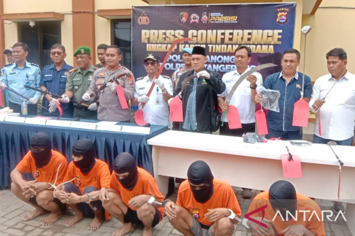 Polisi Tangerang tangkap delapan remaja yang hendak tawuran