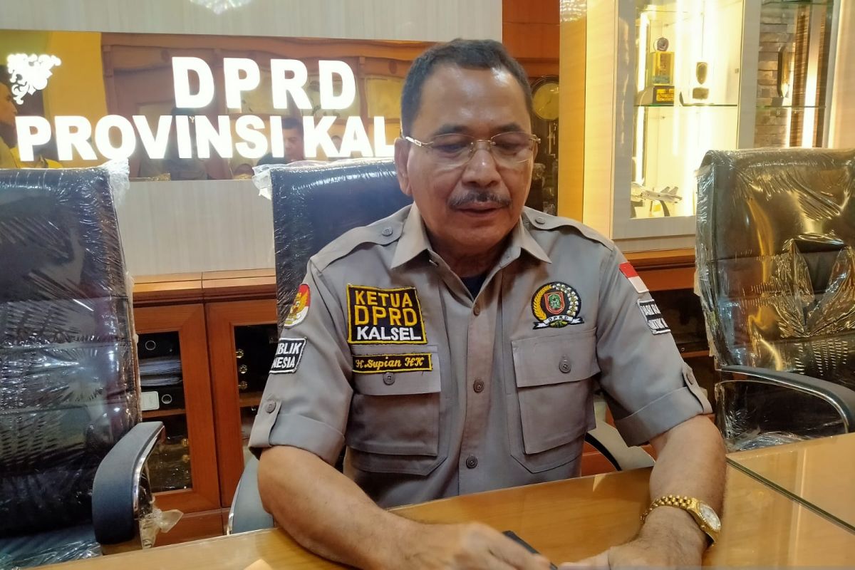 Ketua DPRD Kalsel harapkan haul Guru Sakumpul gerakan UMKM