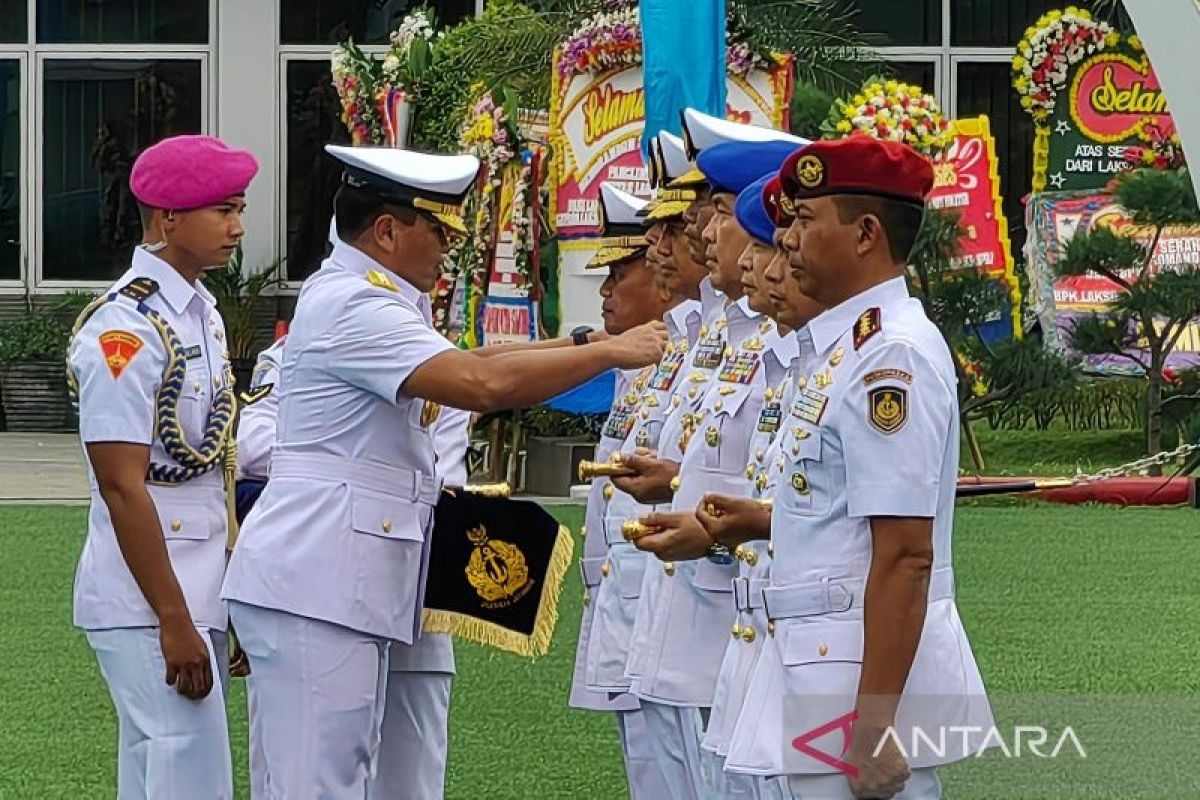 Kasal Laksamana TNI Muhammad Ali pimpin sertijab rotasi sejumlah pejabat TNI AL