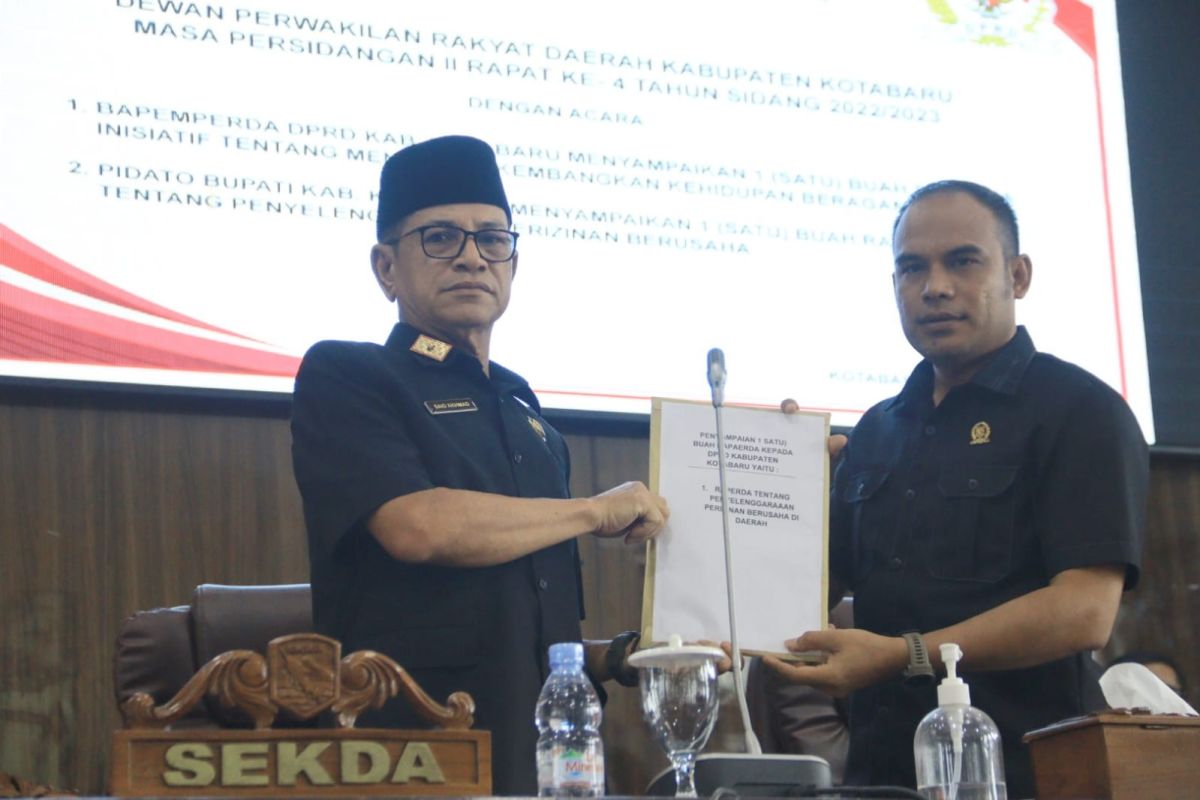 DPRD Kotabaru sampaikan perda inisiatif perizinan usaha