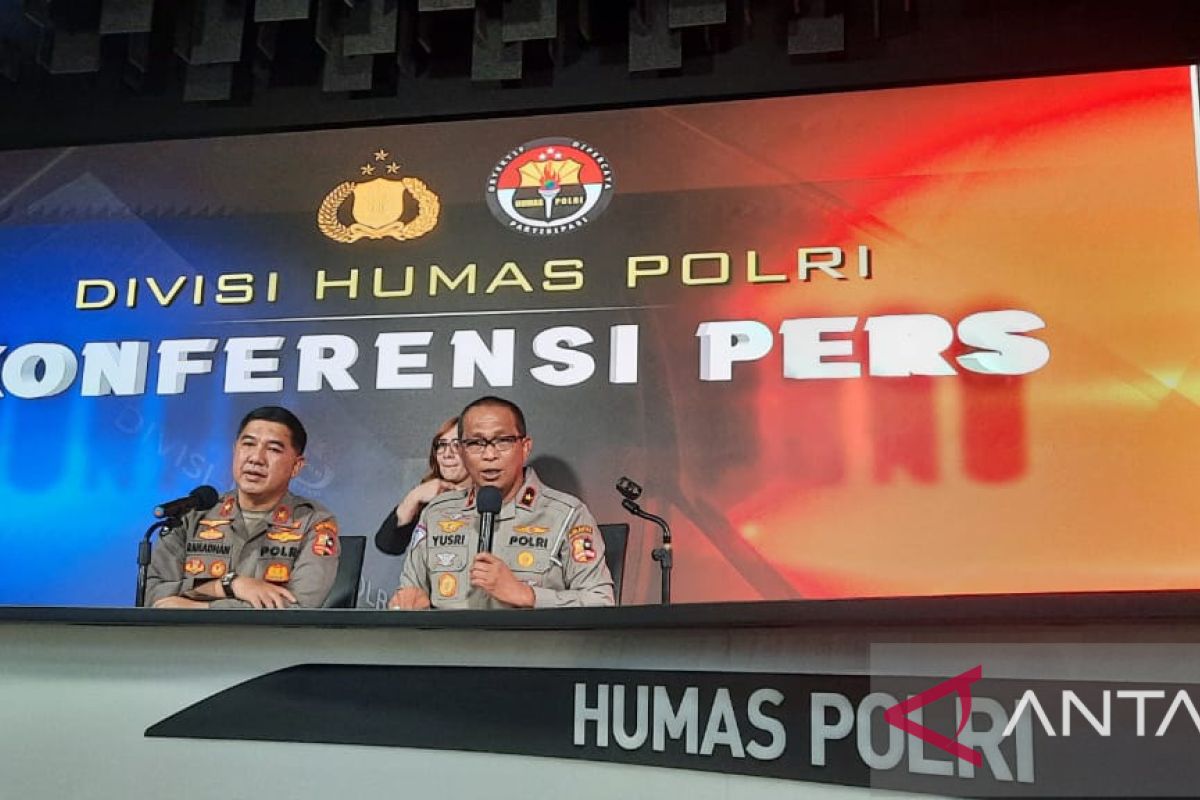 Polri hentikan penggunaan pelat RF