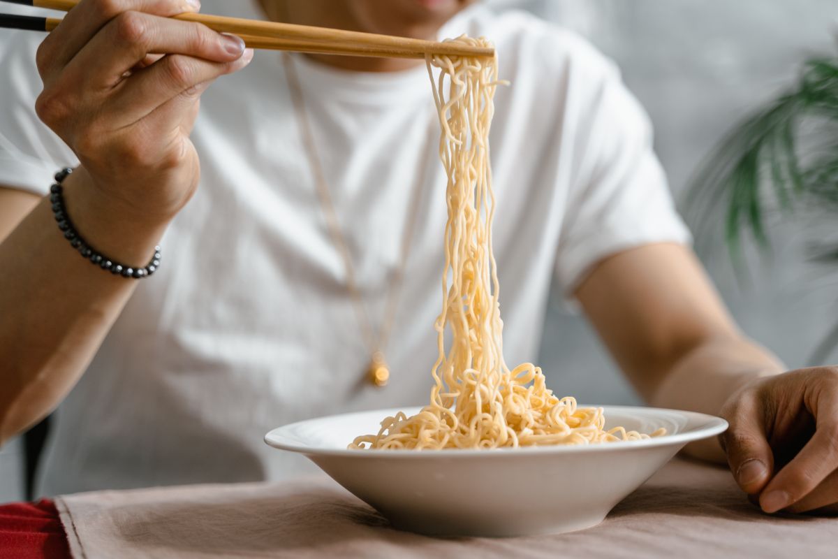 Perhatian bagi yang suka makan nasi dan mie berlebih, waspadai naik gula darah
