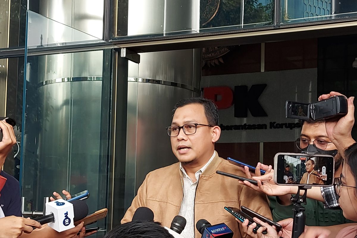 KPK sebut alasan red notice Paulus Tannos terlambat terbit