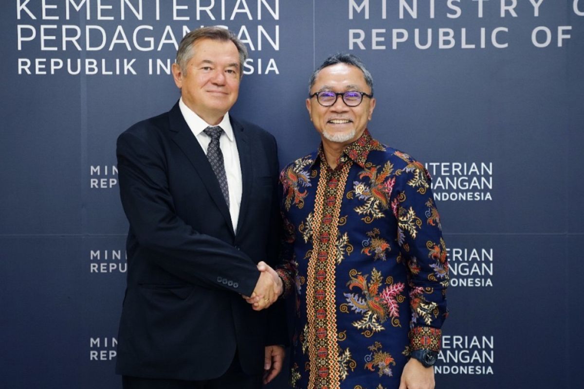 Indonesia looks to improve trade with Eurasia
