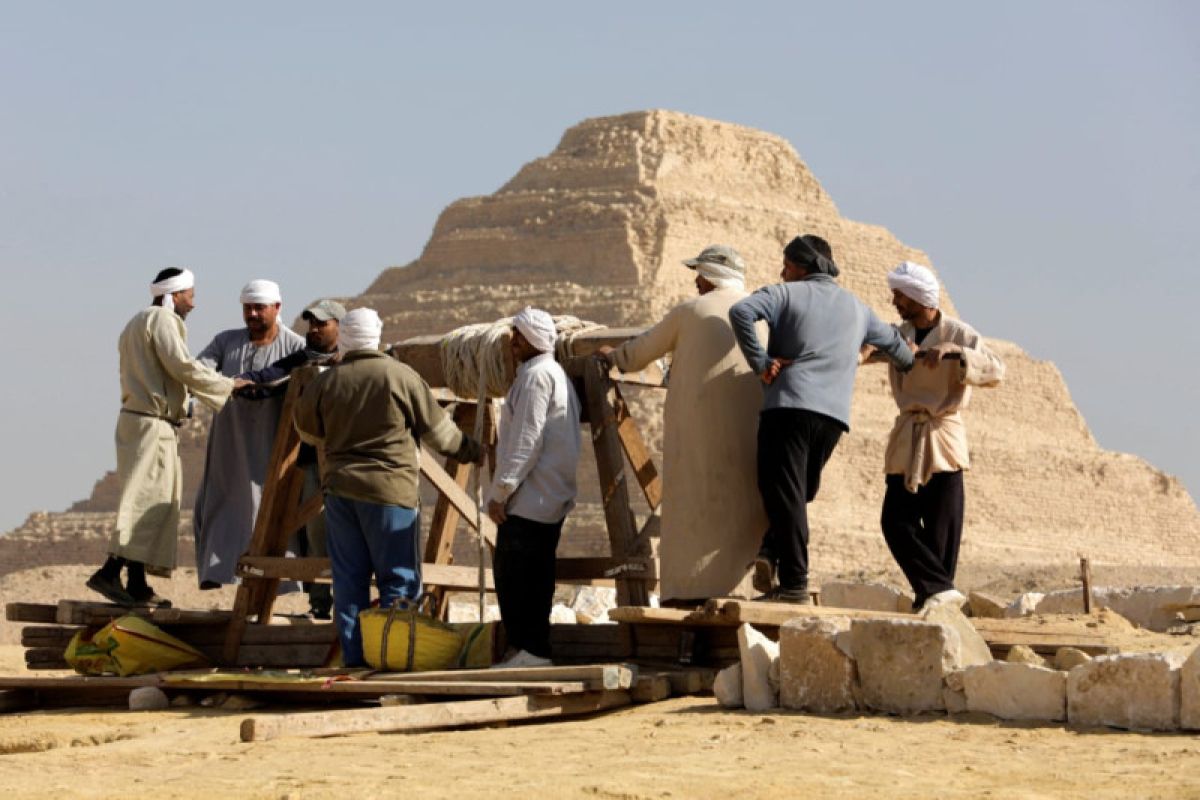 Tim arkeologi Mesir temukan mumi tertua dan terlengkap di makam Firaun