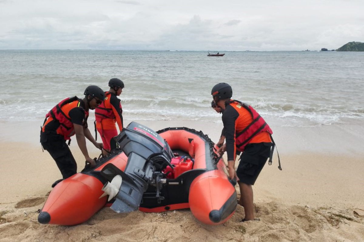 Warga Tumpak hilang di Pantai Mawun Lombok Tengah