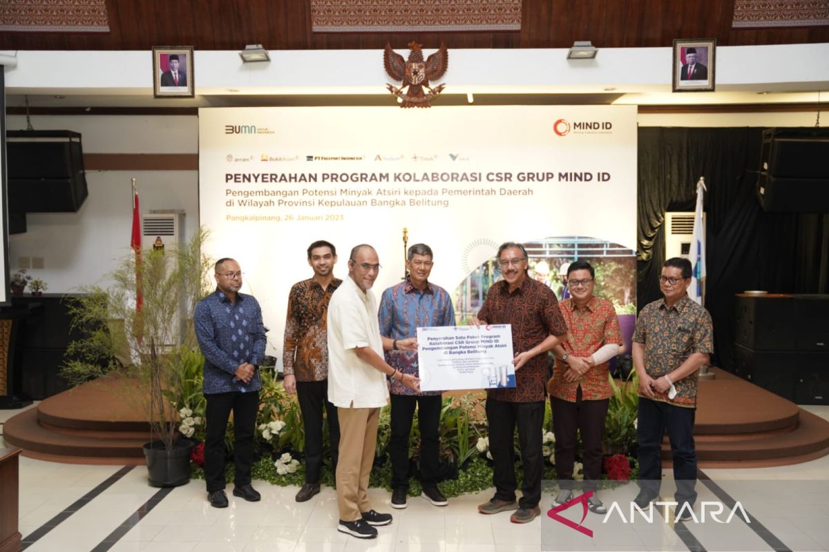 MIND Grup Serahkan CSR Pengembangan Minyak Atsiri Kepada Pemprov Babel