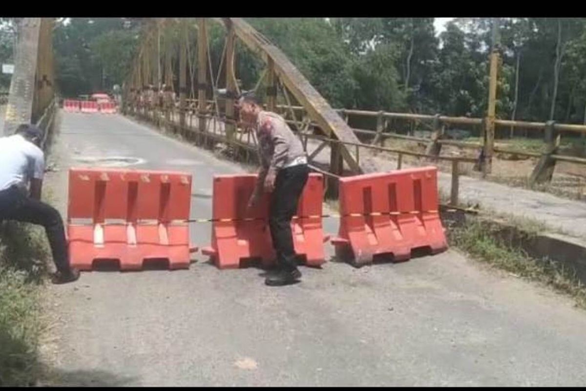 Perbaikan jembatan, jalur alternatif Trenggalek ditutup sementara
