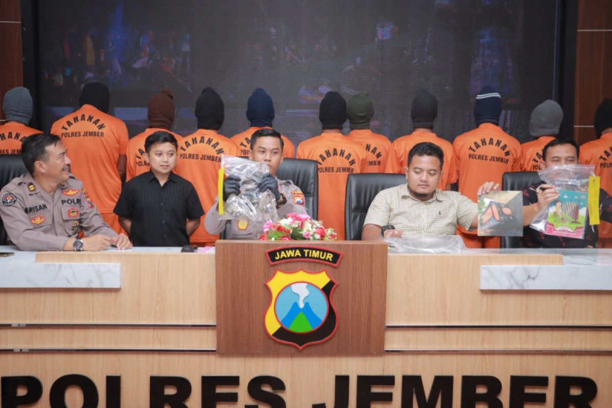 Polres Jember tetapkan tersangka penambang emas ilegal