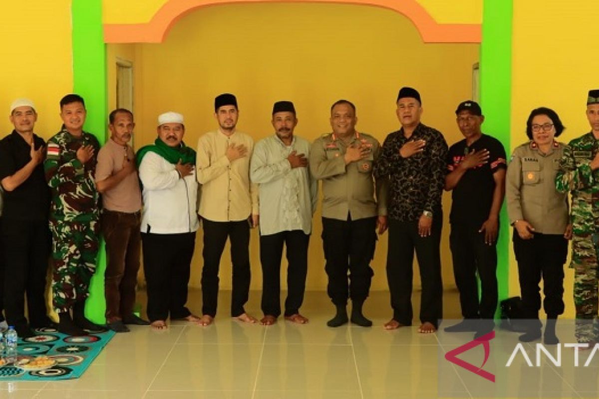 Kapolresta Ambon tegaskan polisi harus siap menjadi 