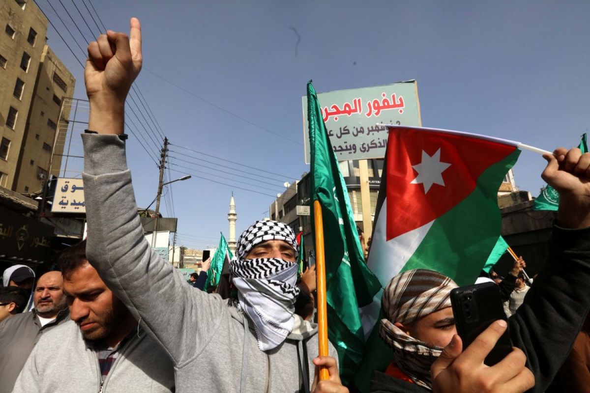 Warga Yordania protes pembunuhan warga Palestina oleh Israel di Jenin