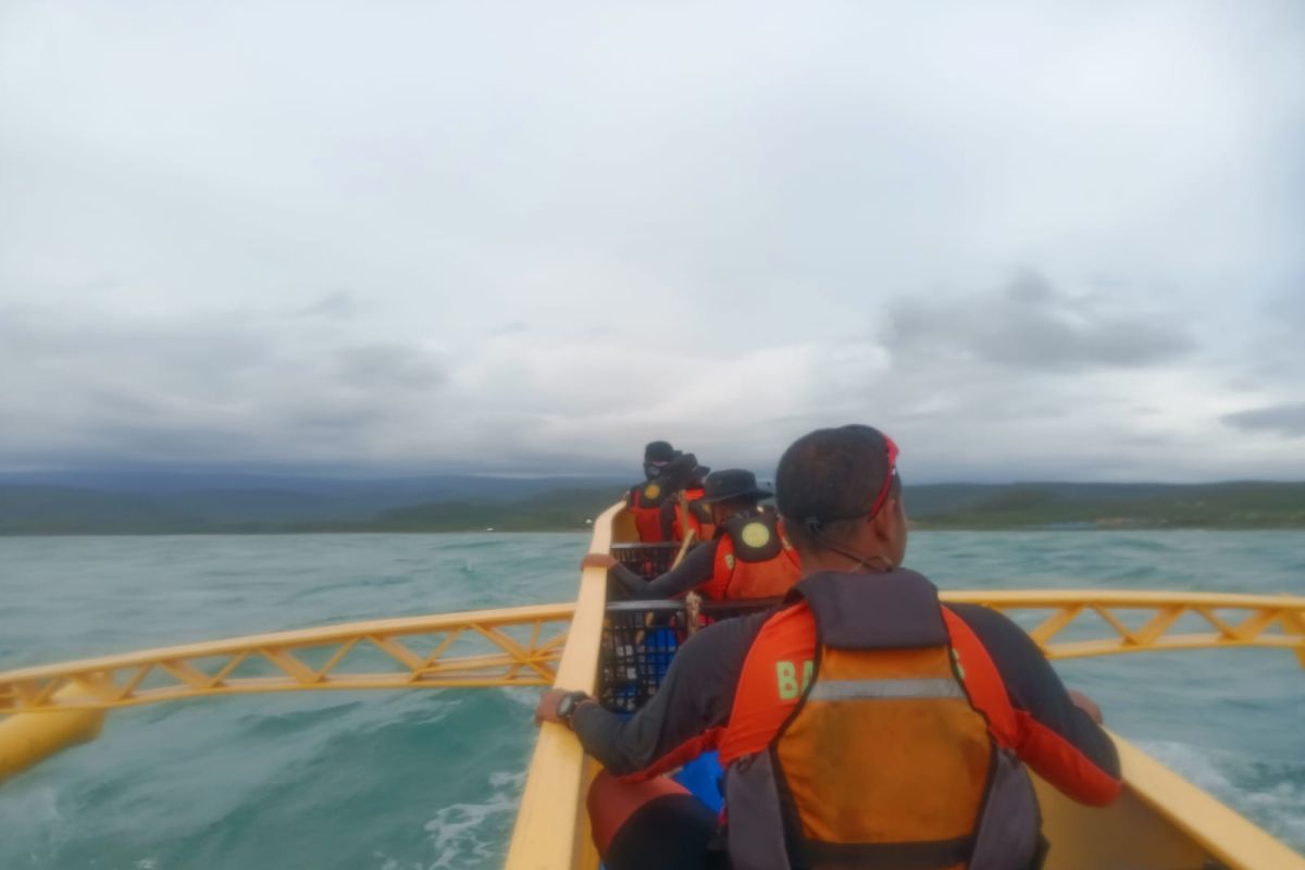 Basarnas  cari dua nelayan Pesisir Barat yang hilang