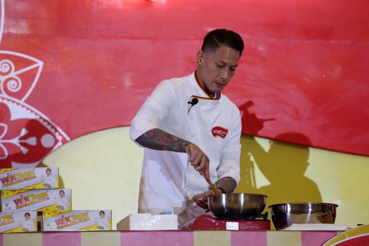 Chef Juna bagikan tips pengolahan makanan berbahan keju