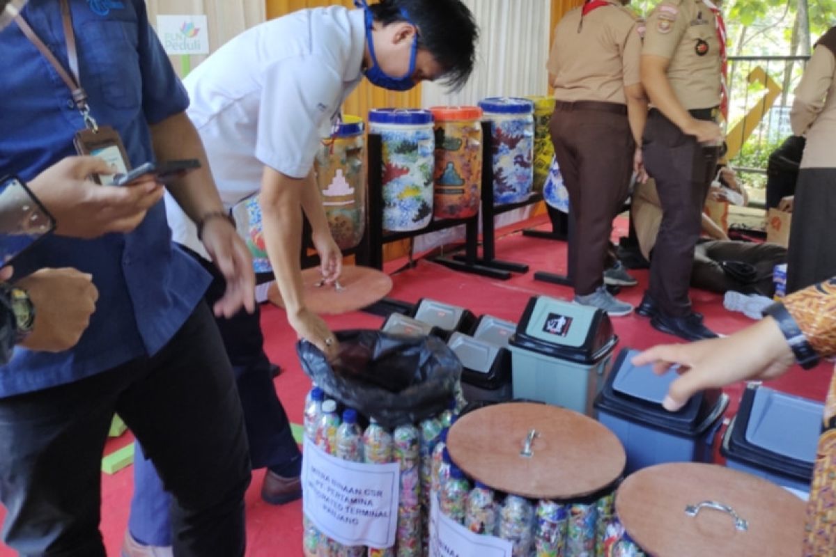 Lampung sosialisasikan sistem reuse dan refill produk kurangi sampah