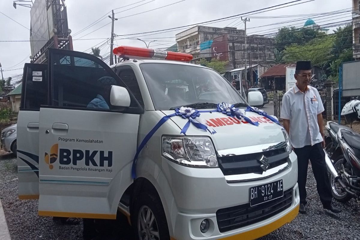 LazisMu Jambi terima bantuan ambulans dari BPKH