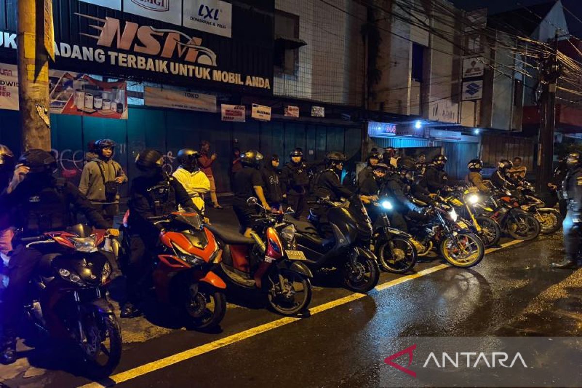 Polisi amankan belasan sepeda motor knalpot "brong" di Surakarta