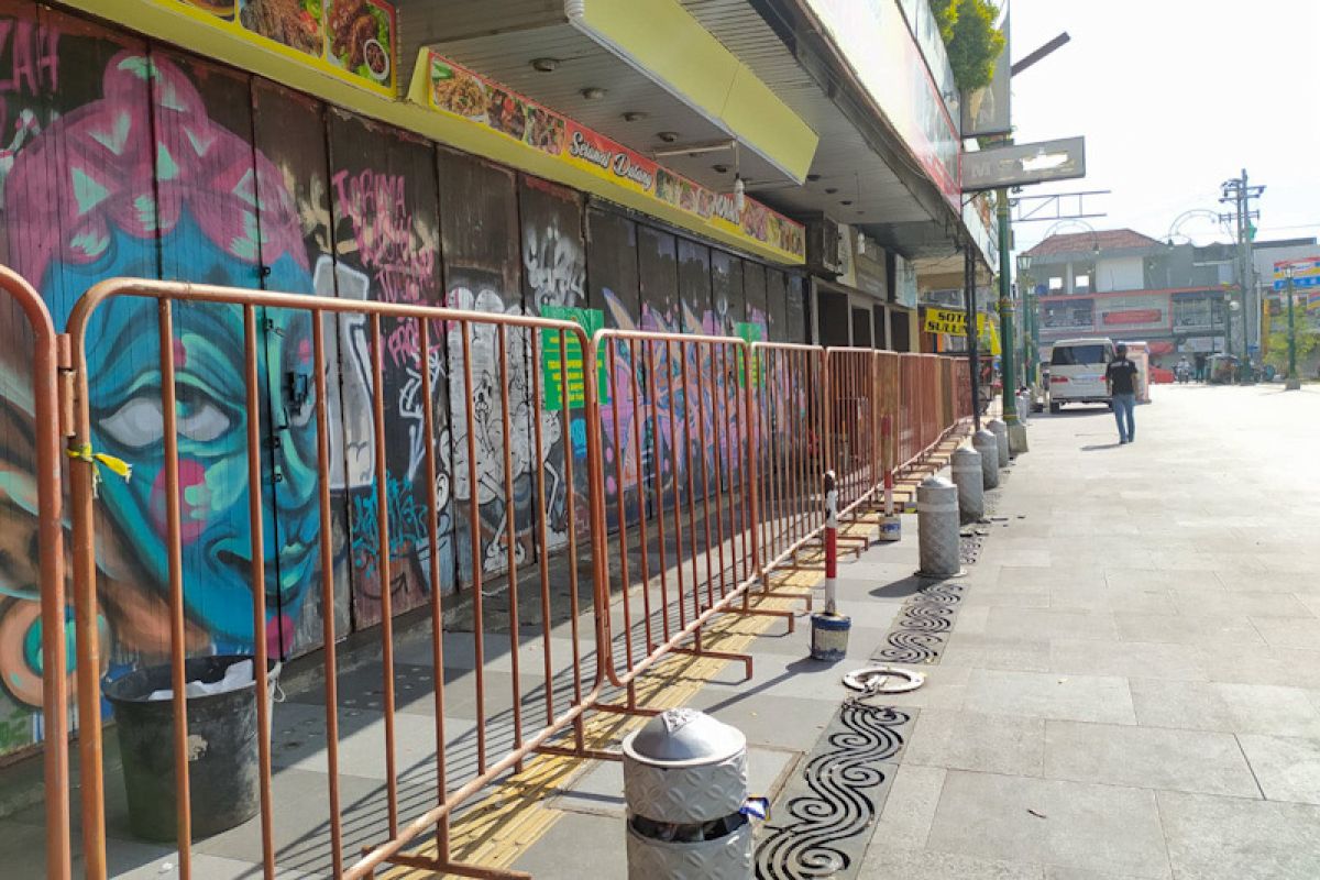 Yogyakarta memfasilitasi 14 pedagang Jalan Perwakilan ke Pasar Klithikan