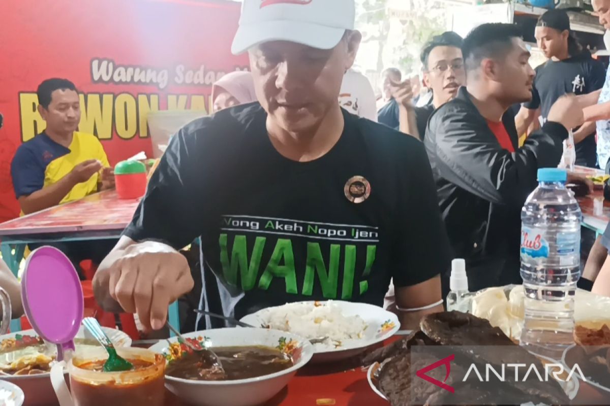 Ganjar Pranowo sarapan rawon kalkulator, 