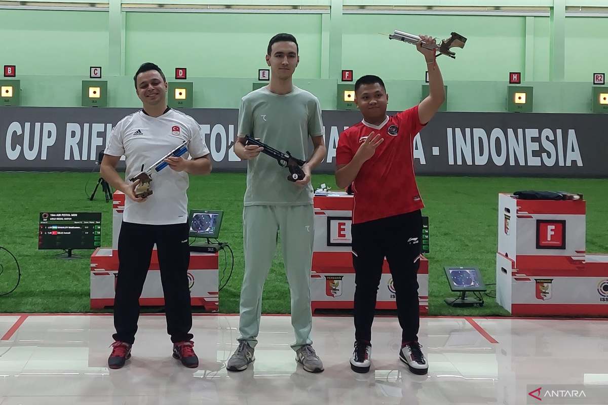 Iqbal sumbang medali pertama untuk Indonesia di ISSF World Cup 2023