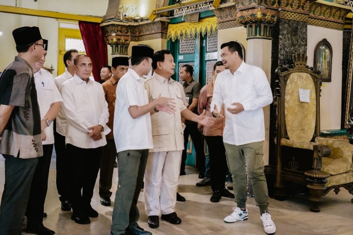 Bobby Nasution dampingi Menhan Prabowo kunjungi Istana Maimun
