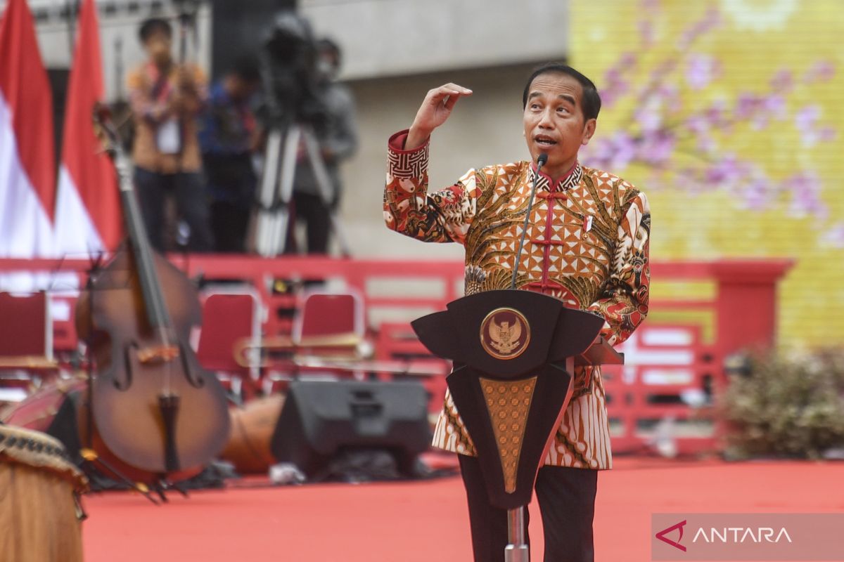 Jokowi minta menteri kabinet genjot aktivitas ekonomi setelah cabut PPKM