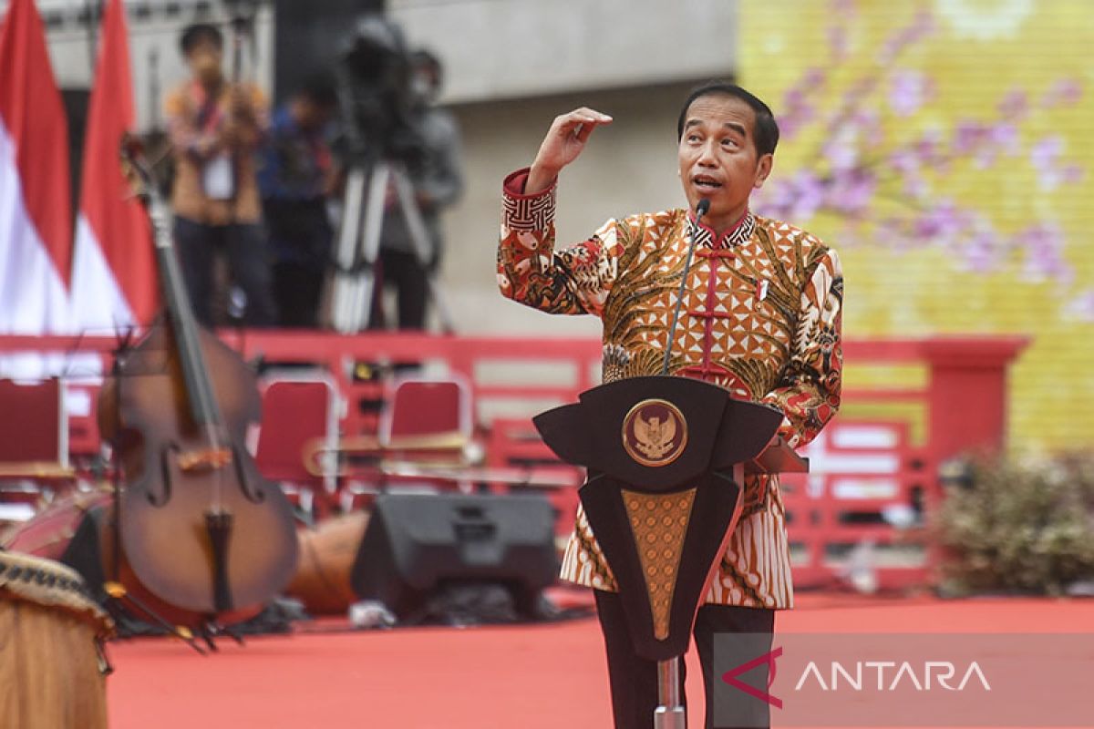 Presiden: Gotong royong selamatkan Indonesia dari dampak pandemi