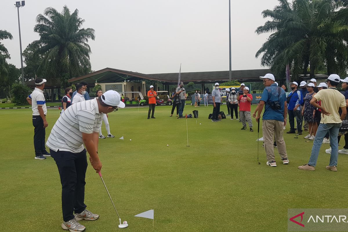 Tren bermain golf di wilayah timur Jakarta meningkat