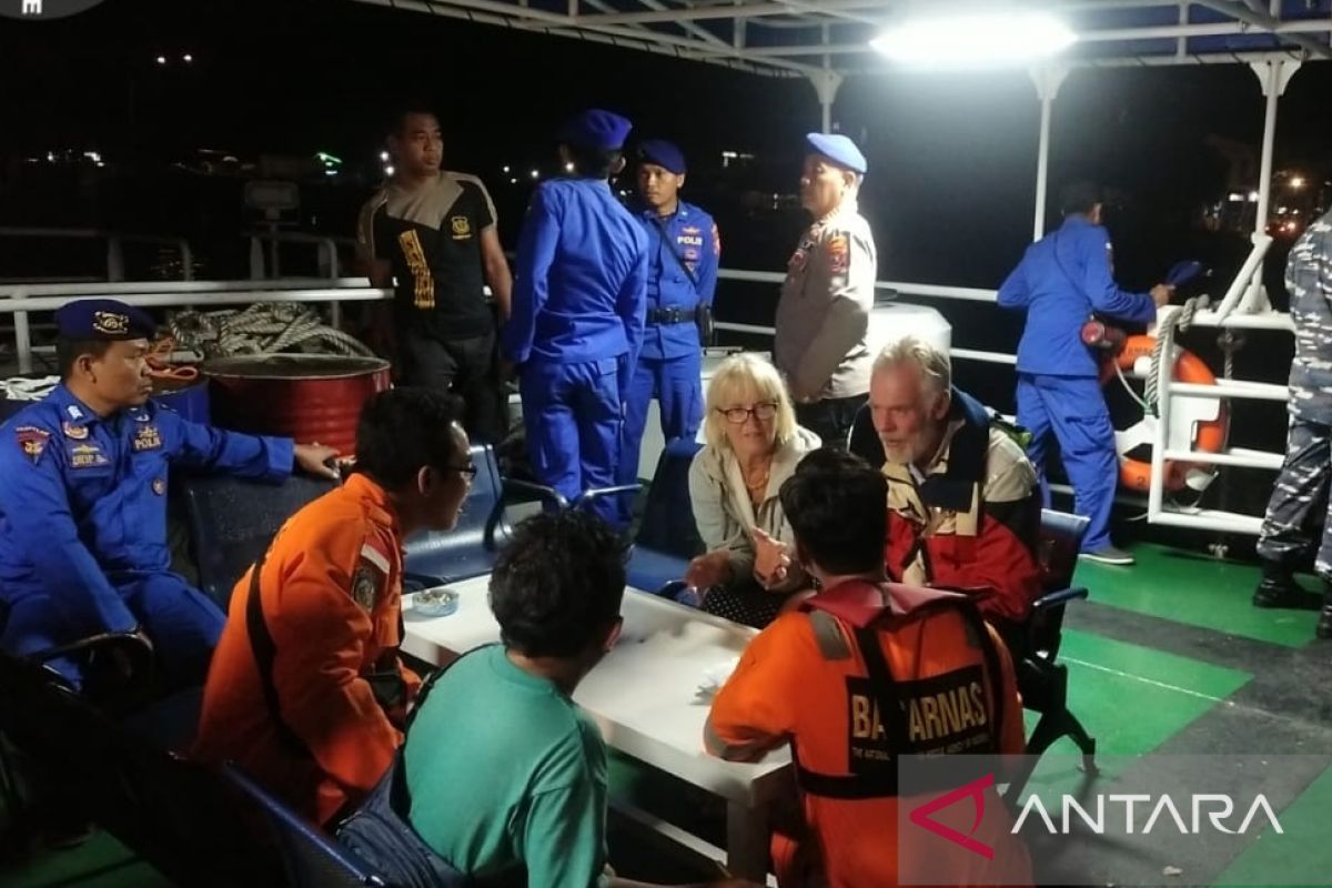 SAR evakuasi Kapal Yacht Canace asal Finlandia ke Sumenep