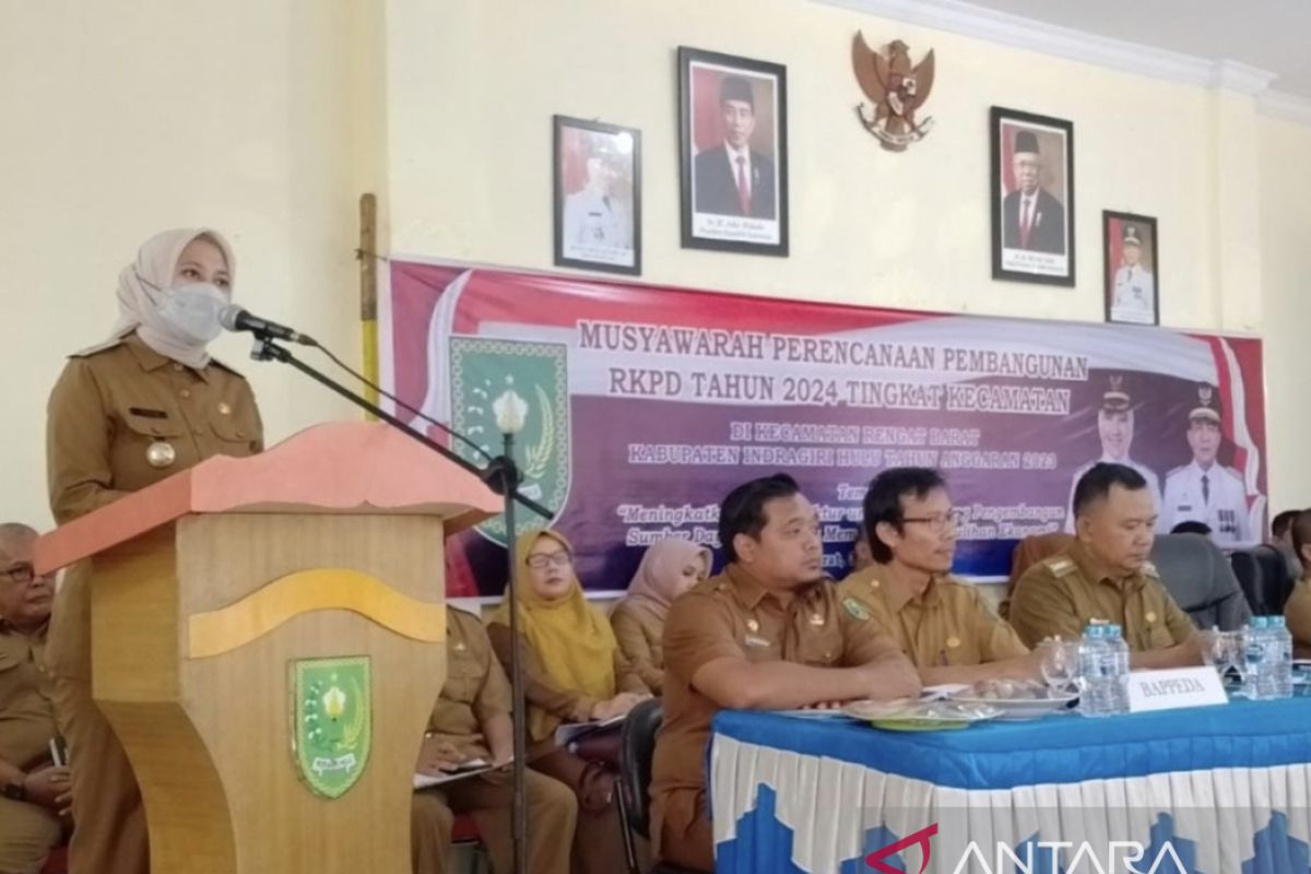 Bupati Inhu buka Musrenbang RKPD 2024 di Rengat Barat