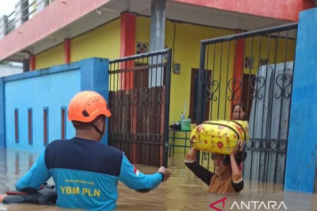 PLN pastikan jaringan listrik di Manado aman usai banjir