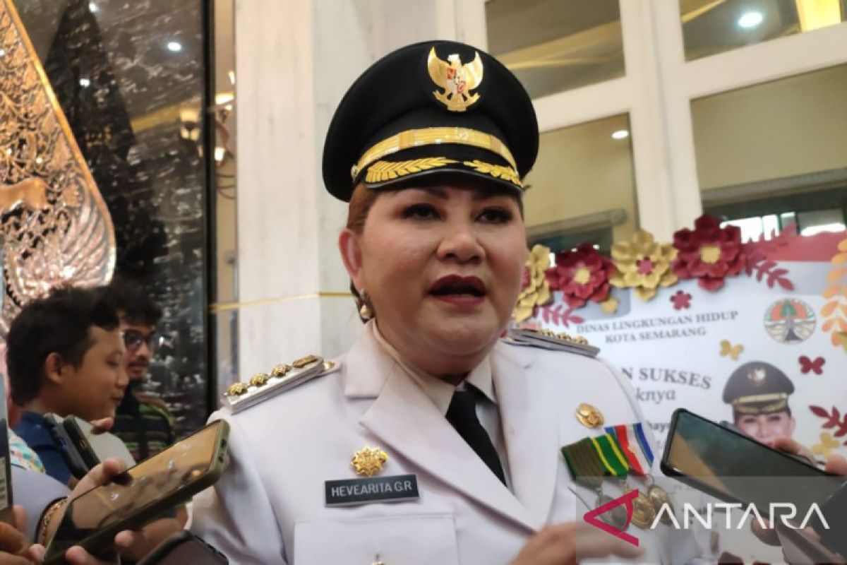 Wali Kota Semarang ingatkan BUMD jangan "menyusu" terus
