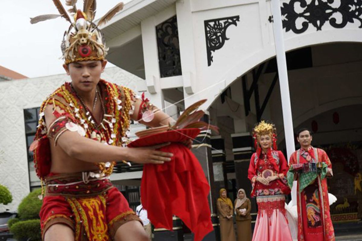 Tarian Tidayu Khas Kalimantan Barat ANTARA News Kalimantan Tengah