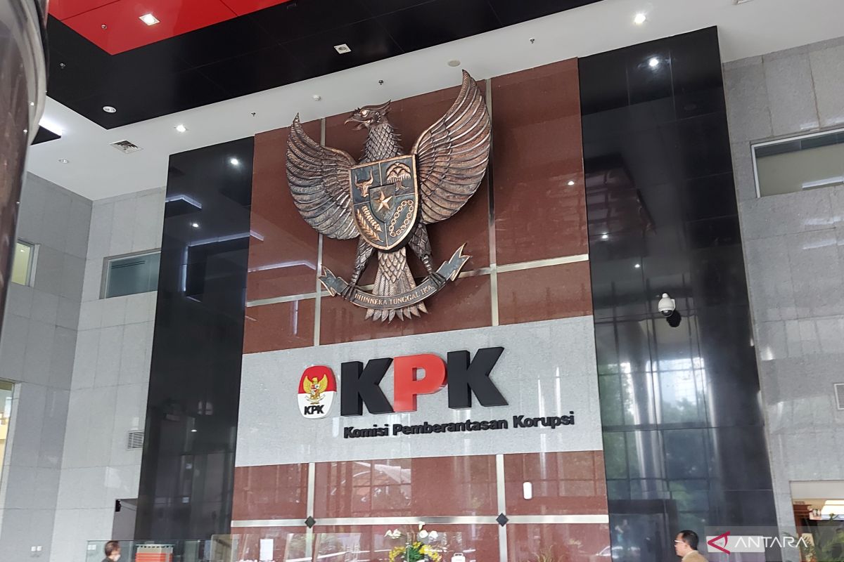 KPK panggil mantan direktur PT Antam sebagai saksi dugaan korupsi