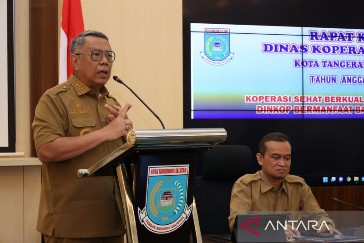 Wali Kota Tangsel target pertumbuhan ekonomi 2023 lima persen