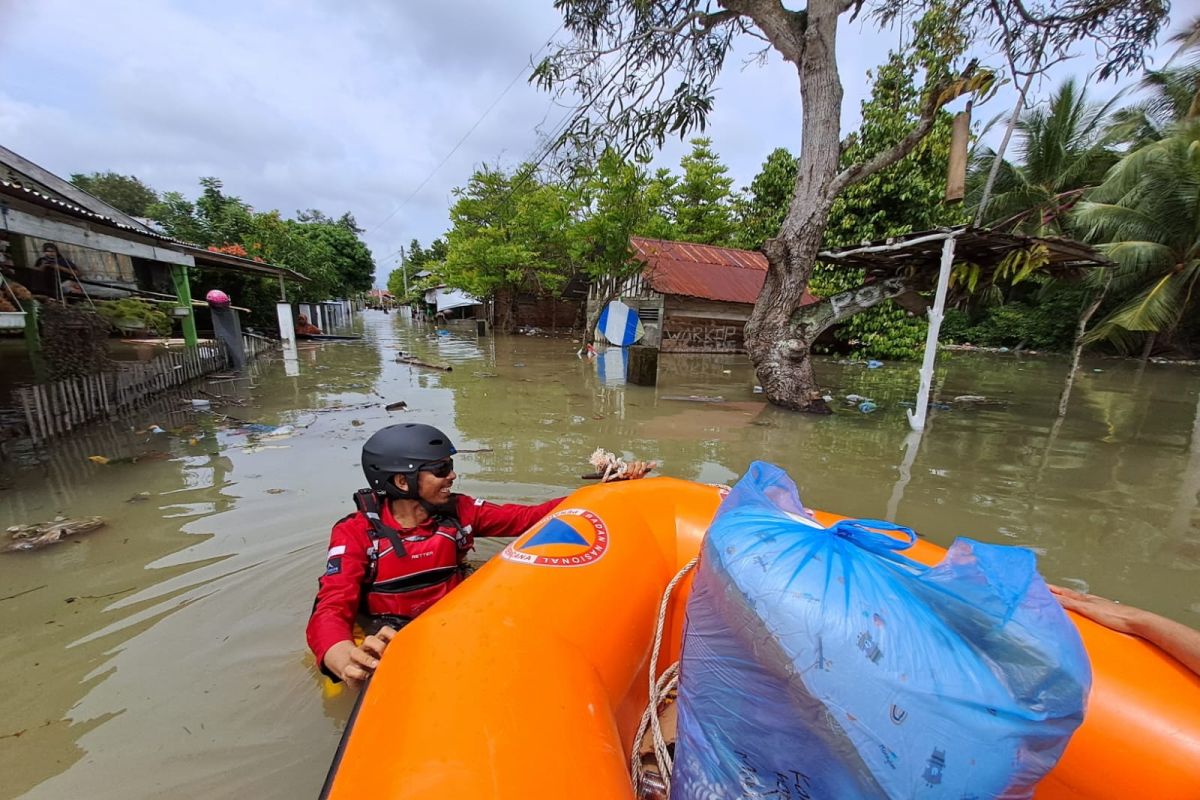 Sebanyak 7.683 jiwa dari delapan Kecamatan di Pidie terdampak banjir, dua Kecamatan mengungsi.