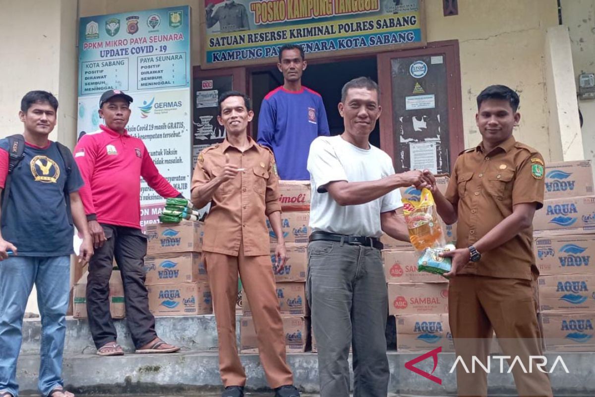 Pemkot Sabang salurkan bantuan masa panik bagi korban longsor dan banjir