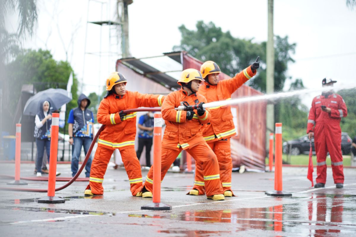 Pupuk Kaltim gelar Fire and Rescue Competition latih kesigapan tangani kebakaran