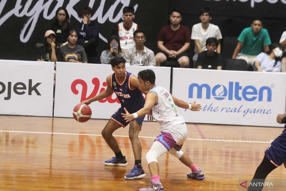 IBL 2023: Pelita Jaya mainkan laga ketat tundukkan Hangtuah 99-78