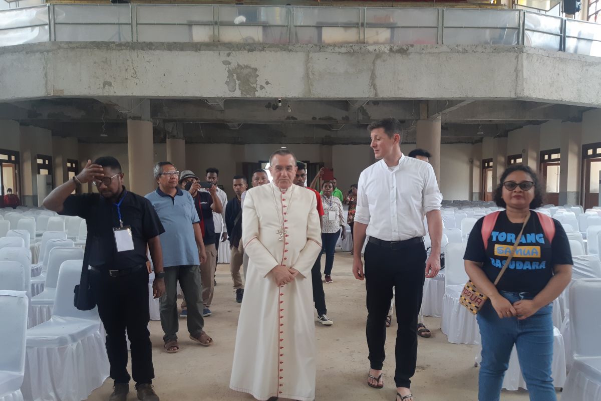 Duta Besar Vatikan Mgr Piero Pioppo tiba di Kota Jayapura